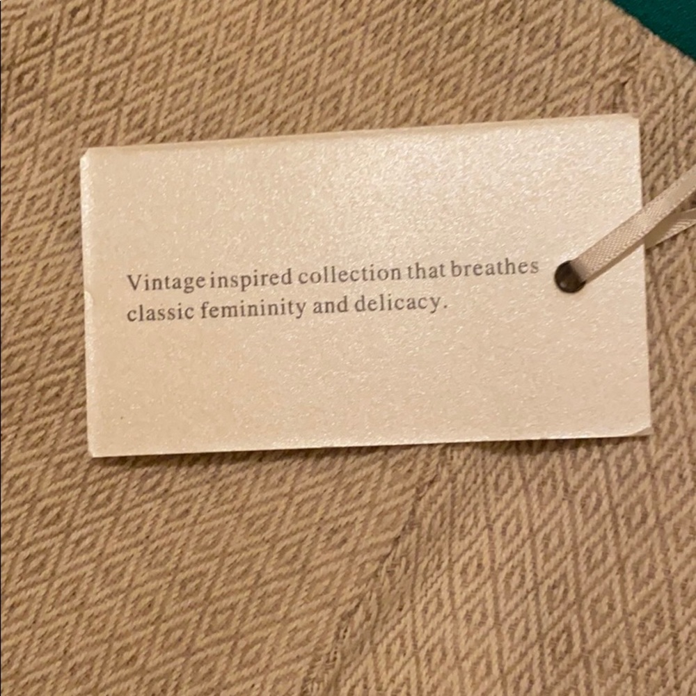 Linen Shorts - Picture 3 of 3